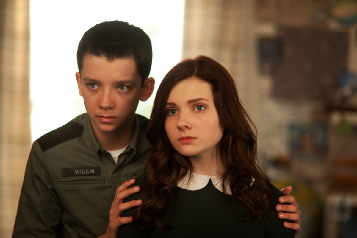 Ender (Asa Butterfield) és Valentine (Abigail Breslin) a filmváltozatban