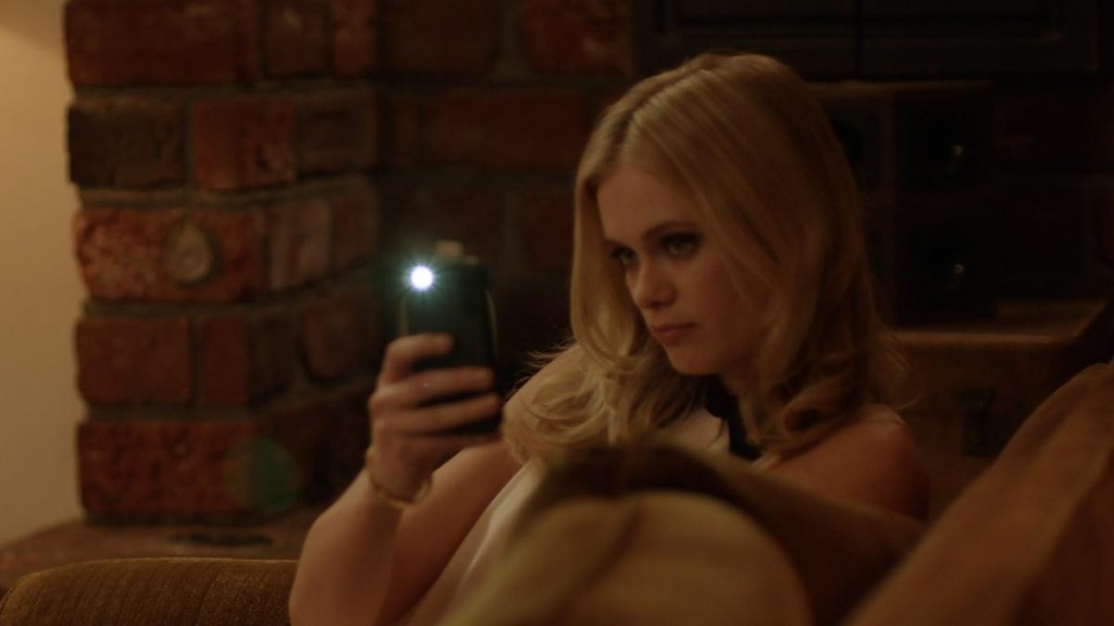 cheap-thrills-sara-paxton